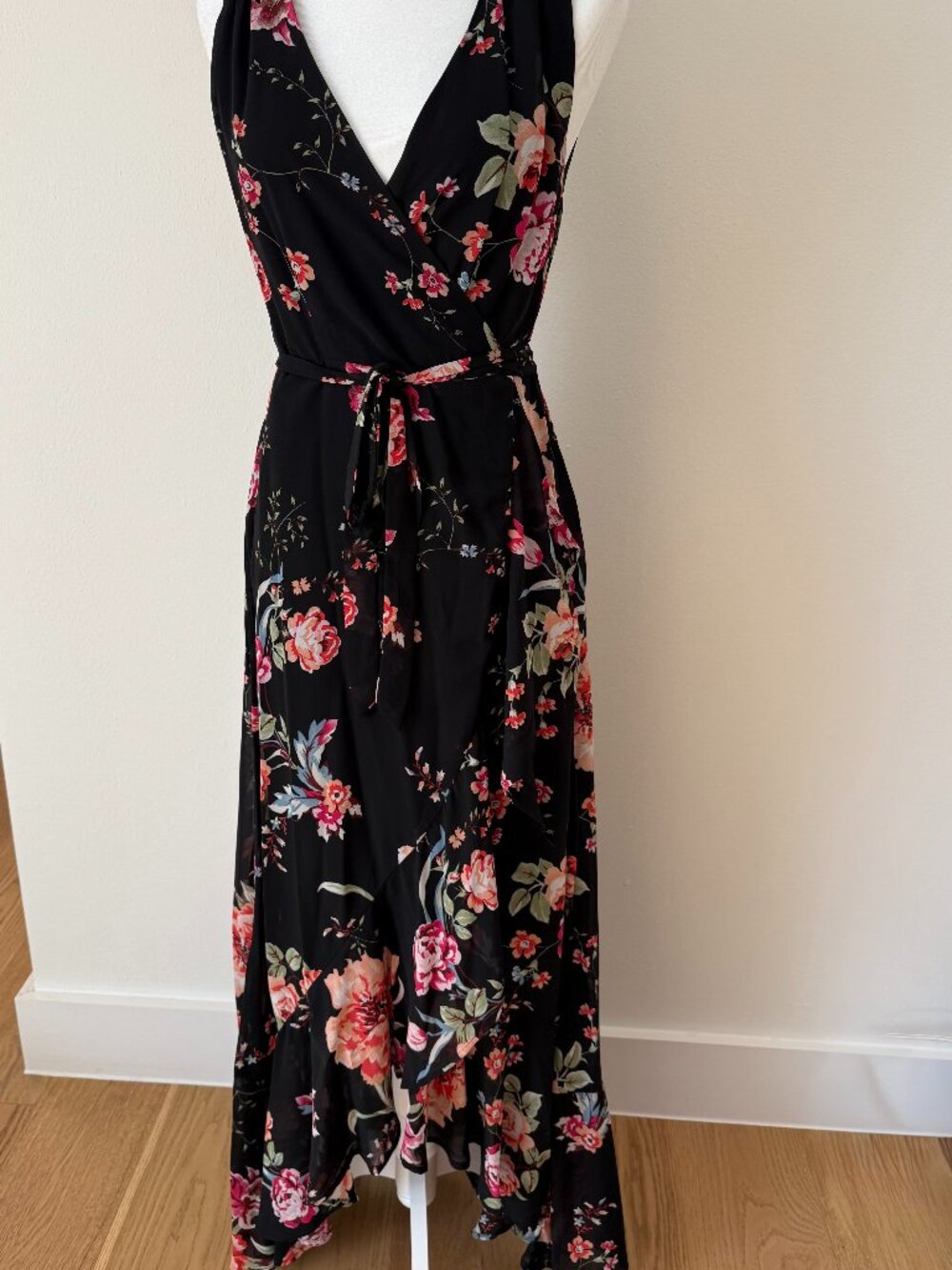 Lulus Tawny Black Floral Print Wrap Maxi Dress - Size Medium - Picture 7 of 11